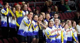Jämfört med ett traditionellt gymnasieprogram har eleverna extra många idrottstimmar (fördjupad specialidrott) och det individuella valet är förbestämt till curling.