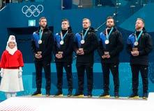 Swkippern Kim Eunjung darrade med sin sista sten och lämnade ett läge för lag Hasselborg som de tog tillvara. Och redan där var guldet i praktiken säkrat.