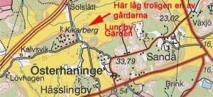Lundby låg/ligger nere i Österhaninge Kyrkbygd, jag trasslar inte in mej i rotetillhörigheter, konstaterar att det på den moderna kommunkartan ser ut så här: Här lite kort om Lundbys historia som ju
