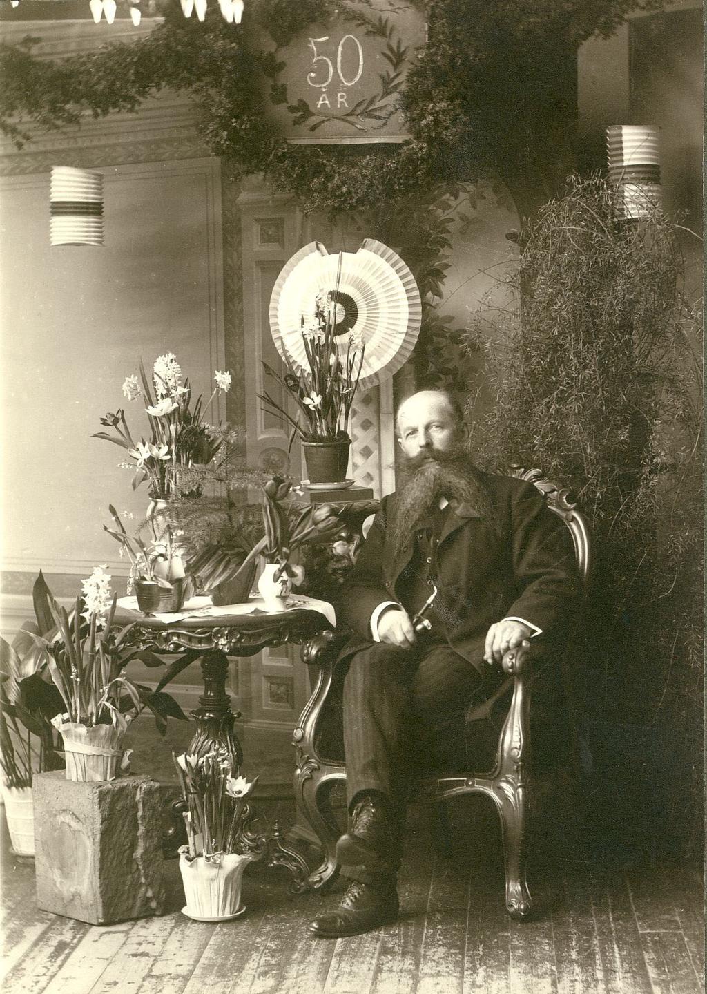 Julmarknaden på Norra Berget i Sundsvall lördag 6/12 Fotograf Wilhelm Sohlberg i Bollnäs fyller 50 år.