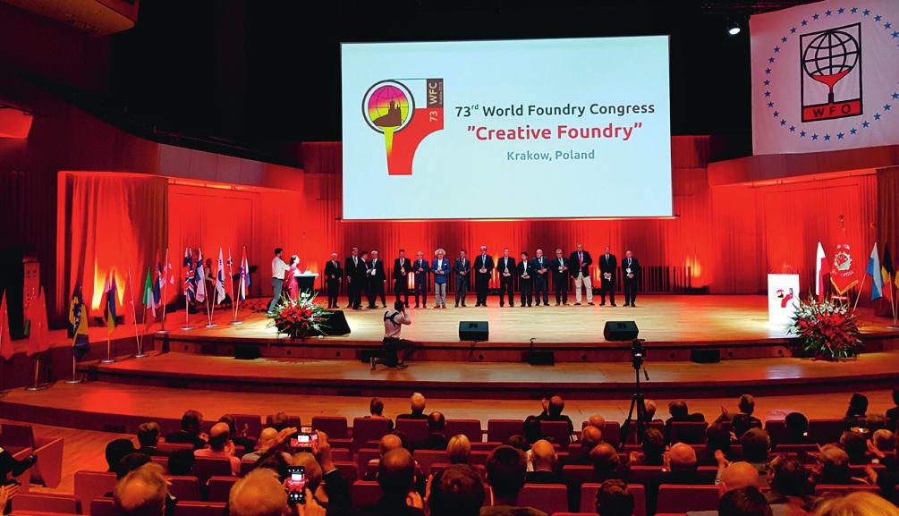 WORLD FOUNDRY CONGRESS I KRAKOW Lennart Elmquist från RISE Swecast mottog utmärkelsen för Best Paper. Pampig invigning av 73:e World Foundry Congress i Krakow.