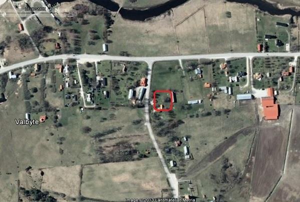 4.2 Husgrunder eller anläggningar Fig56. Det markerade området visar var kritpipor i husgrunder är hittade. Bilden är tagen 2005 genom Google Earth.