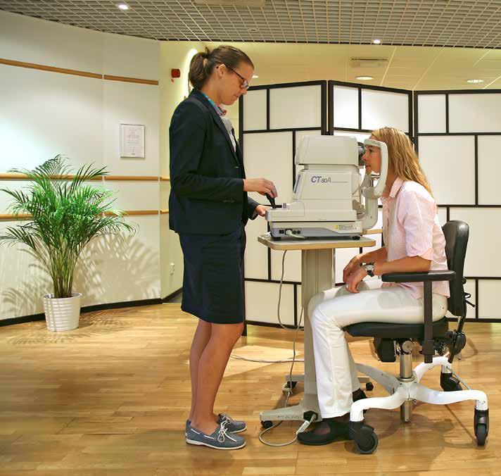 Klinikstol Klinikstolen är en stol som kan användas på till exempel ögon- och öronkliniker för att effektivisera patientundersökningen.