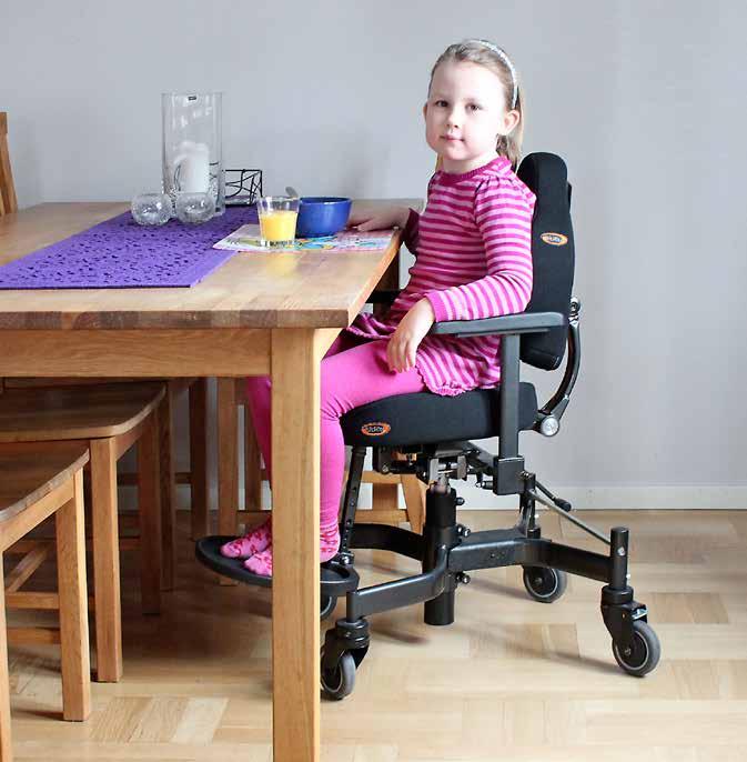 36ABC ABC manuell - stolen är framtagen för att ge barn/juniorer med funktionshinder möjligheten till en god sittställning vid vardagens olika moment i skola/daghem, vid måltider och lekstunder.