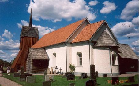 20 Torskinge, Västbo hd Anna Britta Carlsdotter föddes i Örgården under Liljenäs, Torskinge socken, Västbo härad. Torskinge medeltidskyrka i Växjö stift 20 VÄSTBO HÄRAD... 1 Torskinge... 2 Kyrkan.