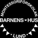 Ett tillitsfullt klimat ska främjas i vår förskola så att förtroendefulla relationer mellan personalen och barnen utvecklas och bibehålls. Förskolan tar helt avstånd från att någon kränker en annan.