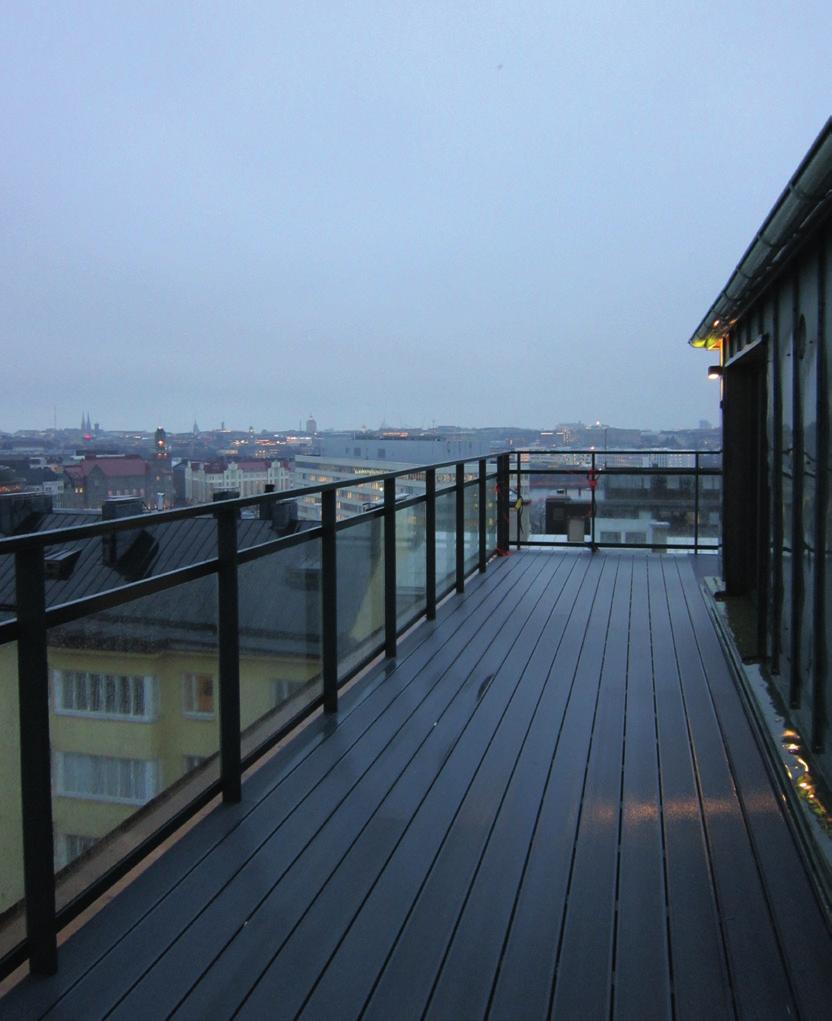 4 Stadsbilden och ändring av taket Ändringsarbetena planeras taktfullt med beaktande av särdragen i byggnadens arkitektur och genom att bevara de kulturhistoriska, arkitektoniska och med tanke på