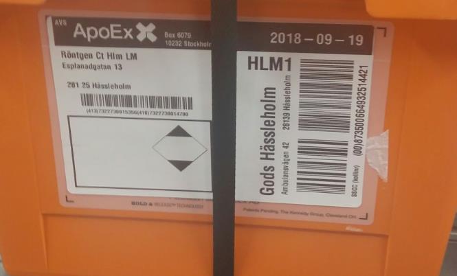 ApoEx packar upp de kylvaror som beställts via LMStjänsten på överenskomna besöksdagar. Symbol farligt gods finns på läkemedelsboxar som innehåller brandfarligt gods.