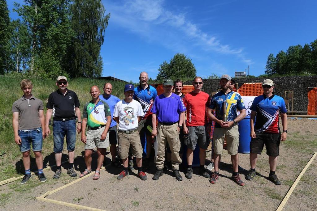 16 Alla var mycket nöjda med tävlingen.