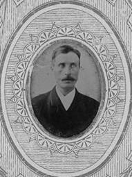Källstedt. Johans fru hette Selma (f 1872) och Eriks fru hette Anna Charlotta (f 1887).