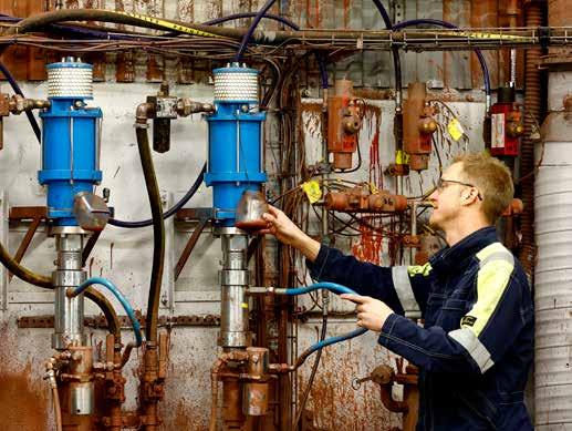 Vi har också fått utbildning av Anti-Corrosion och Wiwa, har renoveringskit till färgpumpar och pistoler på lager, så vi kan renovera själva om det skulle behövas, säger Erik Karlsson och fortsätter: