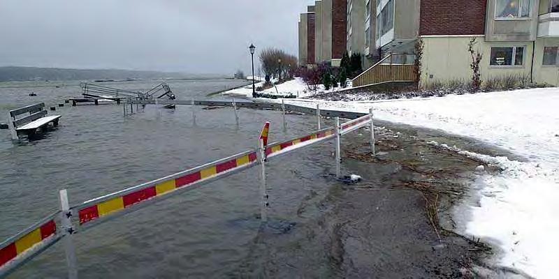 Remissversion 2017-05-05 Bild nr X. Översvämningarna kring Vänern 2000-2001. Bild från Vänersborg. Fotograf?