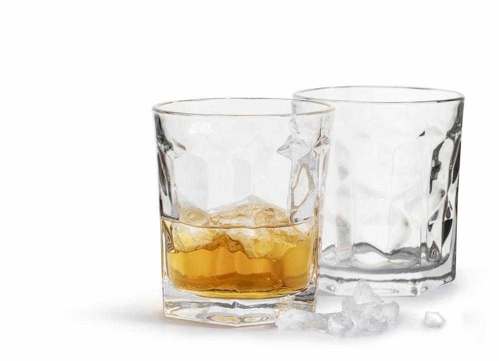 CLUB TUMBLER 27CL 2- PACK 5017686 229,00 SEK Snygga old fashioned glas med dekorativt mönster.