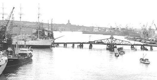 1888 är Hisingsbron byggd mellan nuvarande