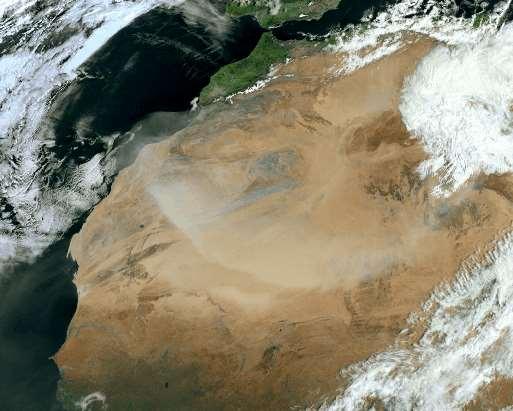 Sahara: moln och stoftstorm http:// https://www.