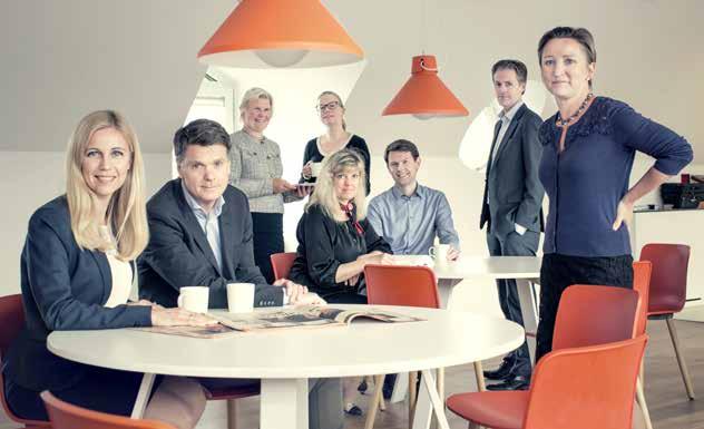 16 Femton år med SwedSec SwedSec bildades 2001 av Svenska Fondhandlare föreningen. Då var målet att 5 000 verksamma på finansmarknaden skulle licensiera sig.