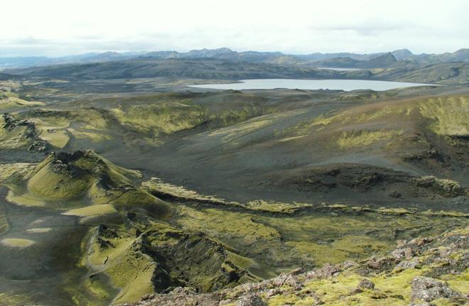 Vulkaniska gaser kan orsaka svält och sjukdomar I samband med Laki-utbrottet 1783 på Island dog omkring 75% av landets boskap och drygt 20% av dess befolkning av svält och förgiftning.