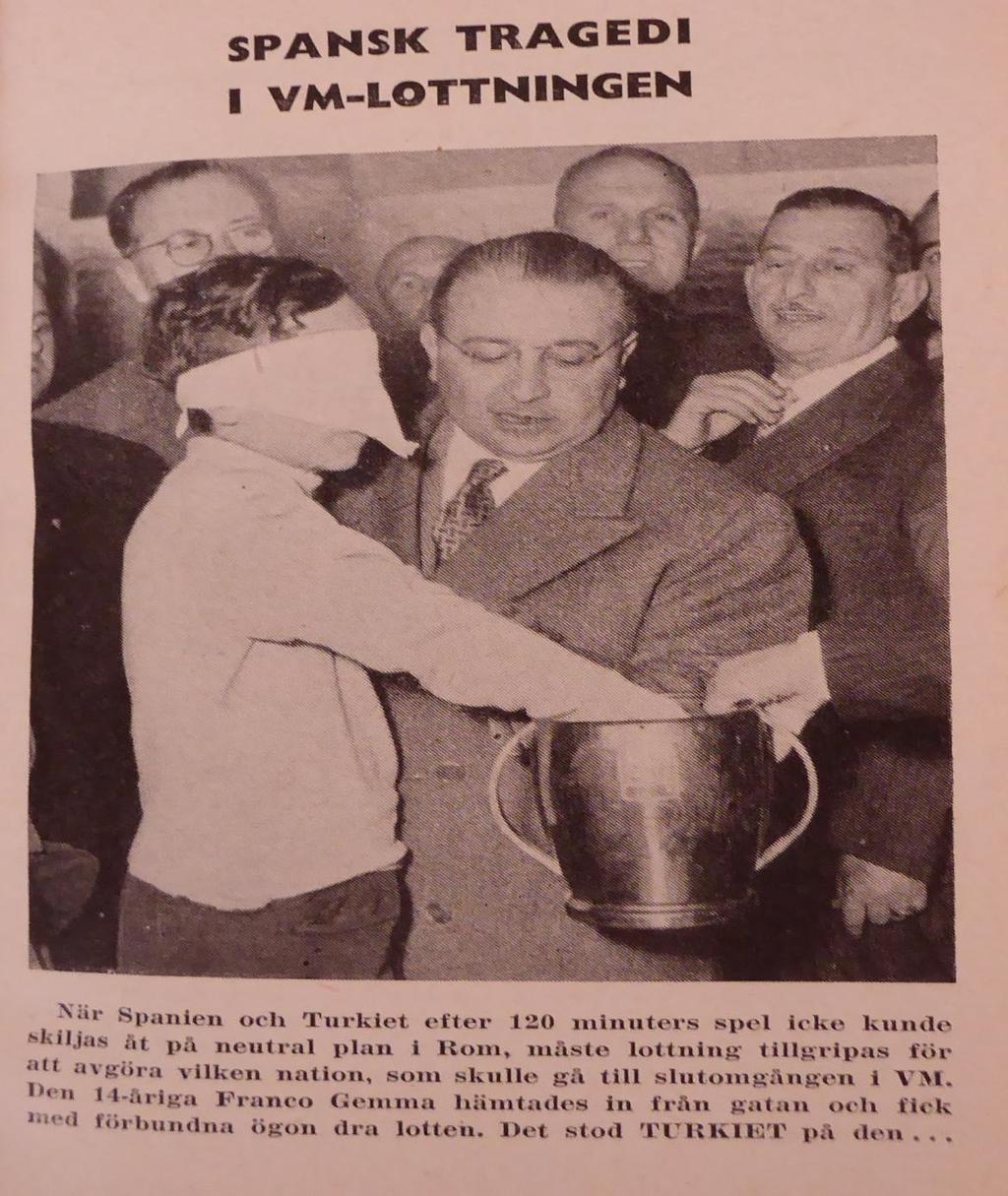 Färnäs Sportklubb.Text från tidningsurklipp 1955. Hade årsmöte i söndags och glädjande nog hade ett stort antal medlemmar infunnit sig.