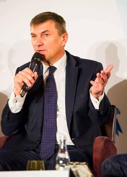 VICE ORDFÖRANDE Andrus Ansip Den