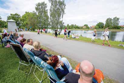 bansträckning som ramas in med levande musik och ett stort deltagare och du har en riktig motionsfest att uppleva!