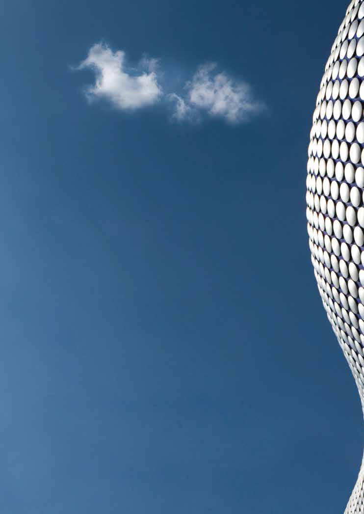 Putsad innovation SFS nya patentsökta prefabsystem med tillhörande monteringsverktyg monteras innan gjutning av utfackningsväggar och andra element där isolerskivor kombineras med betonggjutning.