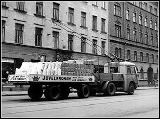 Förhistoria i Sverige Trådlastbil Stockholm 1942-1959 Forskare har