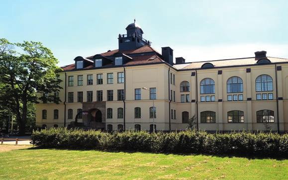 Höstterminen 2016 bildades Eskils tuna International College på S:t Eskils gymnasium.