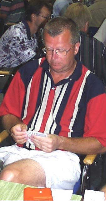 Pass 1 2 2 2 pass 4 pass pass pass Efter hjärteutspel till ess spelade Håkan spader till dam som Rolf släppte.