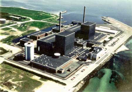 B1 stängdes 1999 efter beslut av regeringen. En omfattande miljökonsekvensbeskrivning för drift av B2 genomfördes 2004.