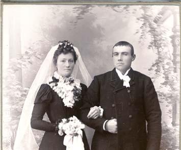 1901 Anna (*1871) och Isak