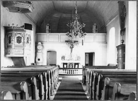 Efter program av arkitekten Paul Boberg genomfördes 1942 en omfattande restaurering av kyrkan som kom att innebära stora förändringar av både dess exteriör som interiör.