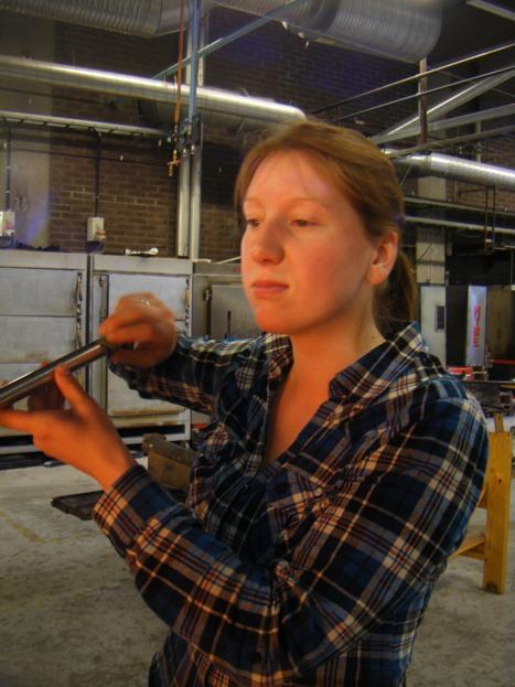 Nicole Berndtson f. 86, från Åbo, Finland Skola: Nordiska linjen, Kosta Glascenter Jag vill att det ska finnas glas för alla tillfällen.