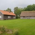 Fungerar även som hembygdsmuseum. Från Hunnestads kyrka tag vägen mot Varberg. I vägkrysset ca 1 km från kyrkan fortsätt mot Varberg. Huneborg på Huneborg vänster sida.