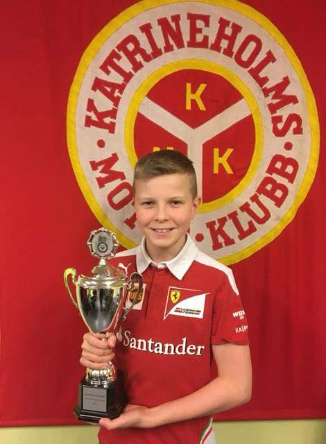 Årets kartingförare 2017 för Katrineholms Motorklubb! Grattis Joel Granfors. Folkrace Ni får skicka ett mail till Ove ove.