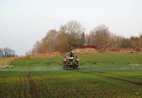 Processer som påverkas av mark- & väderförhållanden, pesticidens egenskaper, samt brukningsmetoder (hänsyn tas