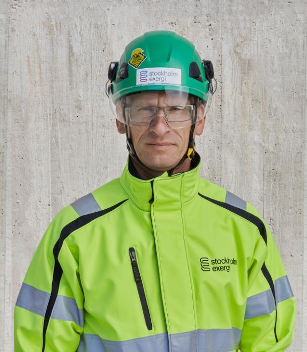 Alla våra medarbetare ska värna om varandra och varje dag kunna gå hem hela på både in- och utsidan Vi har alla ett eget ansvar och är varandras arbetsmiljö.