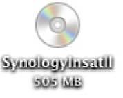 Installera från Mac OS X 1 Sätt i installationsskivan i din dator och dubbelklicka på ikonen SynologyInstall på skrivbordet.