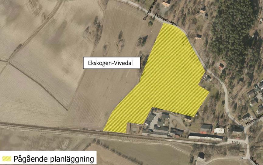 3.5.3 Ekskogen-Vivedal Del av fastigheten Mälsta 1:12 bedöms kunna inrymma ca 20 småhus på större tomter.