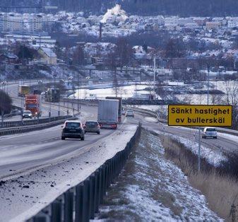 Sänkt hastighet minskar bullret Cirka 1-2 dba lägre bullernivå vid sänkning med 10 km/tim.