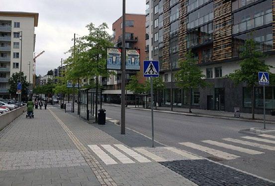 Ebbe Lieberathsgatan Gatan upplevs ha mycket trafik och kan kännas otrygg för gående. Det är idag ingen trafiksäker miljö för barn då gatans raka sträckning kan locka till höga hastigheter.