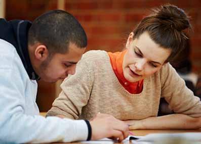 Egenmakt Hälsopedagogerna varvar individuell coachning med grupp, fysisk träning med mental, subjektiv uppföljning med objektiv, passiv inlärning med aktiv.