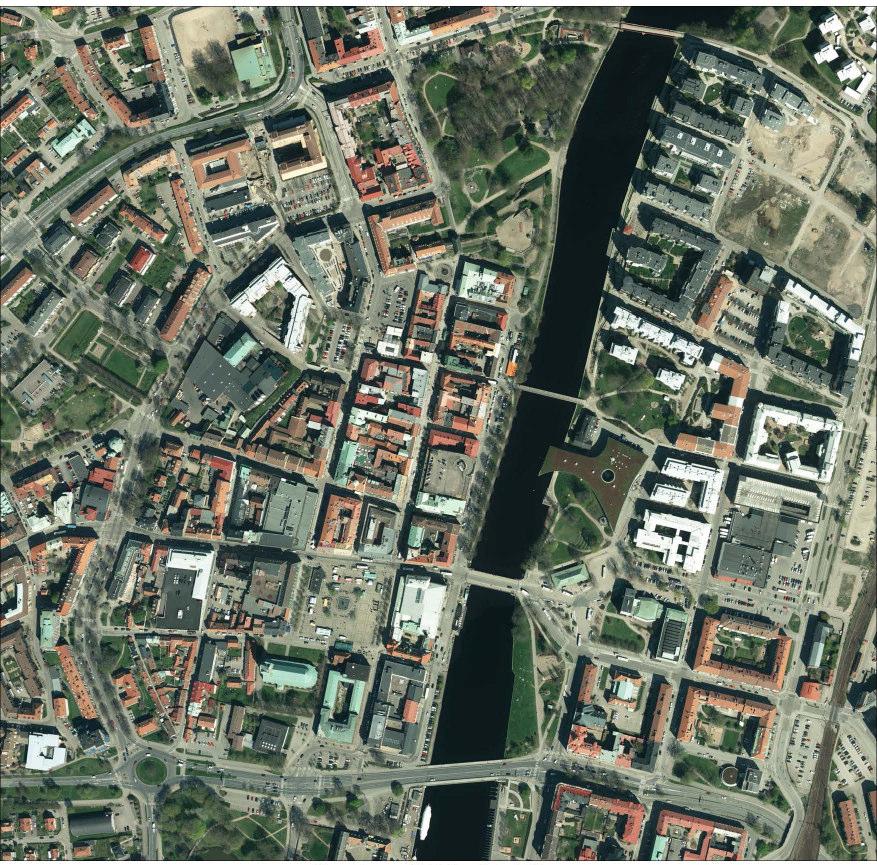 I gällande detaljplan är berörd fastighet planlagd för bibliotek, konsthall och kontorsändamål,