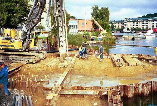 Hammarby Sjöstad i Stockholm Stabilisering av kvicksilverförorenade muddermassor Utlakningstakt för prov 2-2 jämfört med gjutna provkroppar Hammarby Sjöstad är ett gigantiskt projekt där 7000