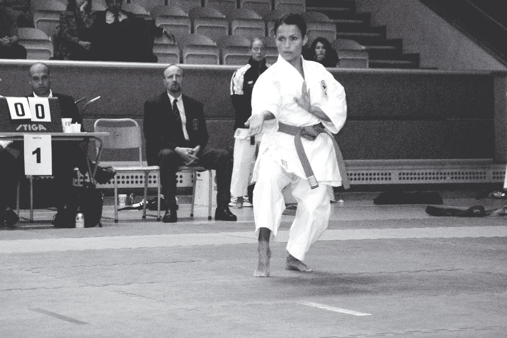 www.budokampsport.se Anna Hellström under distriktmästerskapen i Stockholm 2004.