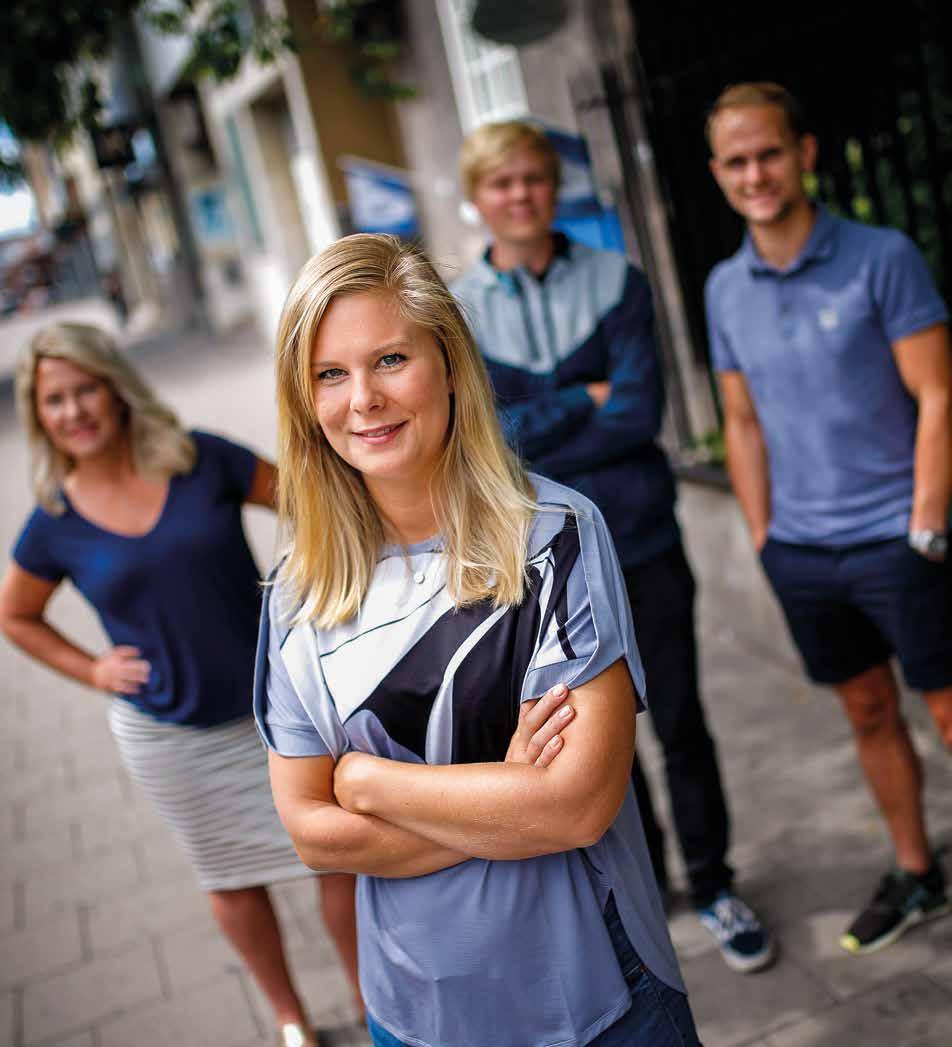 SQ PLACERADE VINJETT VUNGA Martina Westergren är en av arkitekterna bakom arbetssättet i Team Nystart. Som socionom har hon fått ett nytt perspektiv på rollen som handläggare.