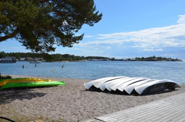 kupolrestaurang med sjöutsikt har 140