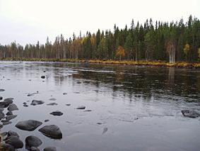 En liten stenbrytare på älvens södra sida har även den plockats