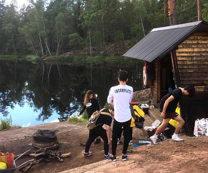 KANSLIVERKSAMHET VÅRA arbetsområden nya grupper på nytt sätt, som Scouterna, Svenska Turistföreningen och Naturskyddsföreningen.