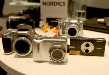 Kodak vässat efter stålbadet Den omvälvning som fotobranschen genomgått sedan digitalkamerorna slog igenom har varit dramatisk.