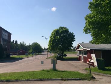 Kamrarna är fyllda och utgör ingen fara. Området täcks av prickmark i plankarta.